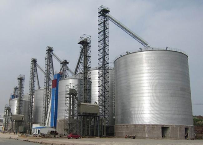 神木大型钢板库构造参数及水泥储存质量